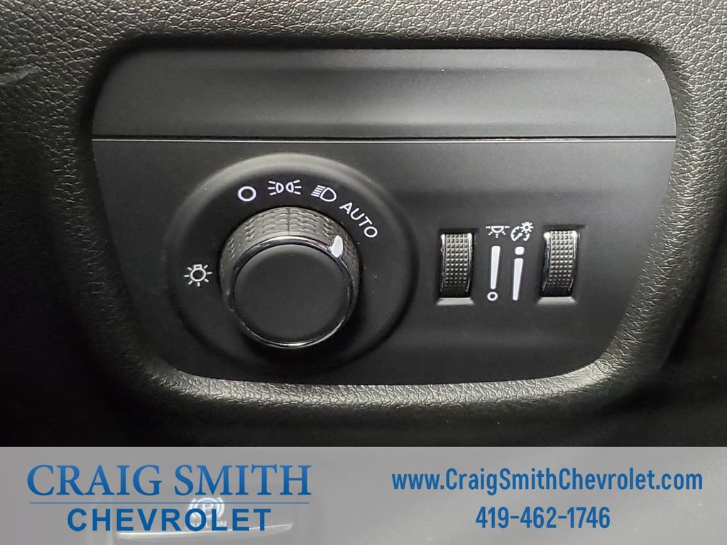 Used 2024 Jeep Grand Cherokee Altitude image 23