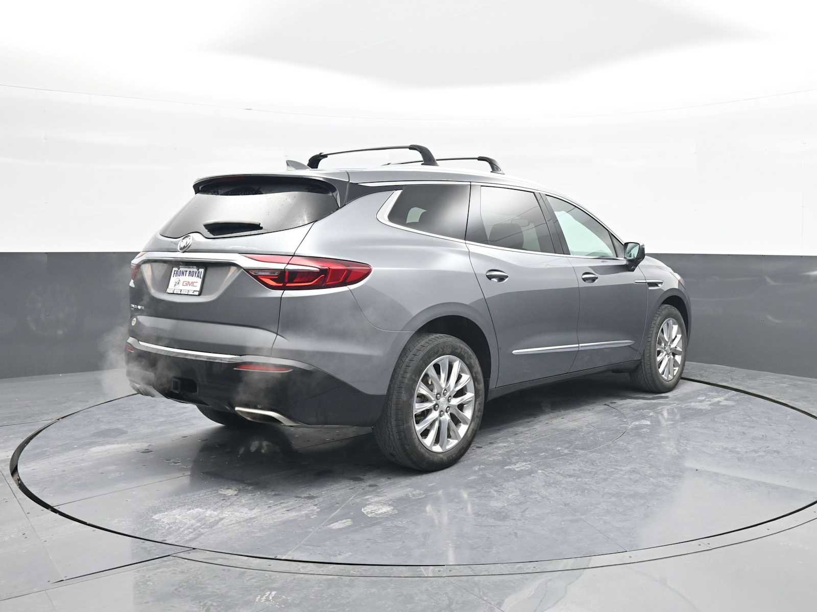Used 2020 Buick Enclave Premium w/ Sun and Sites Package image 8