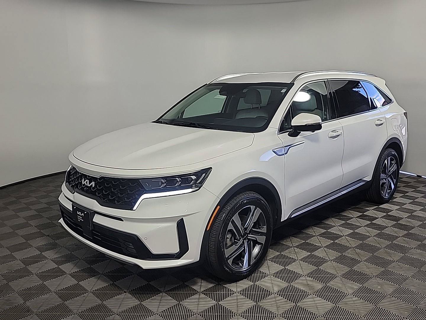Certified 2023 Kia Sorento SX Prestige AWD/4WD image 12