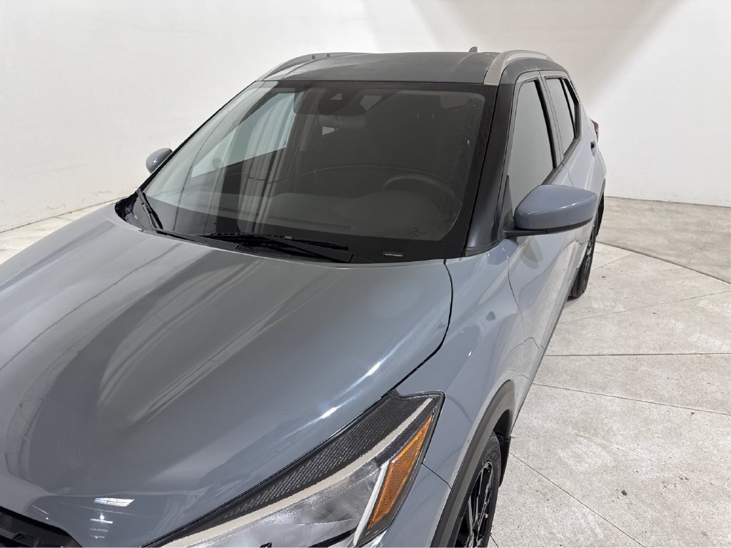 Used 2021 Nissan Kicks SV FWD image 14
