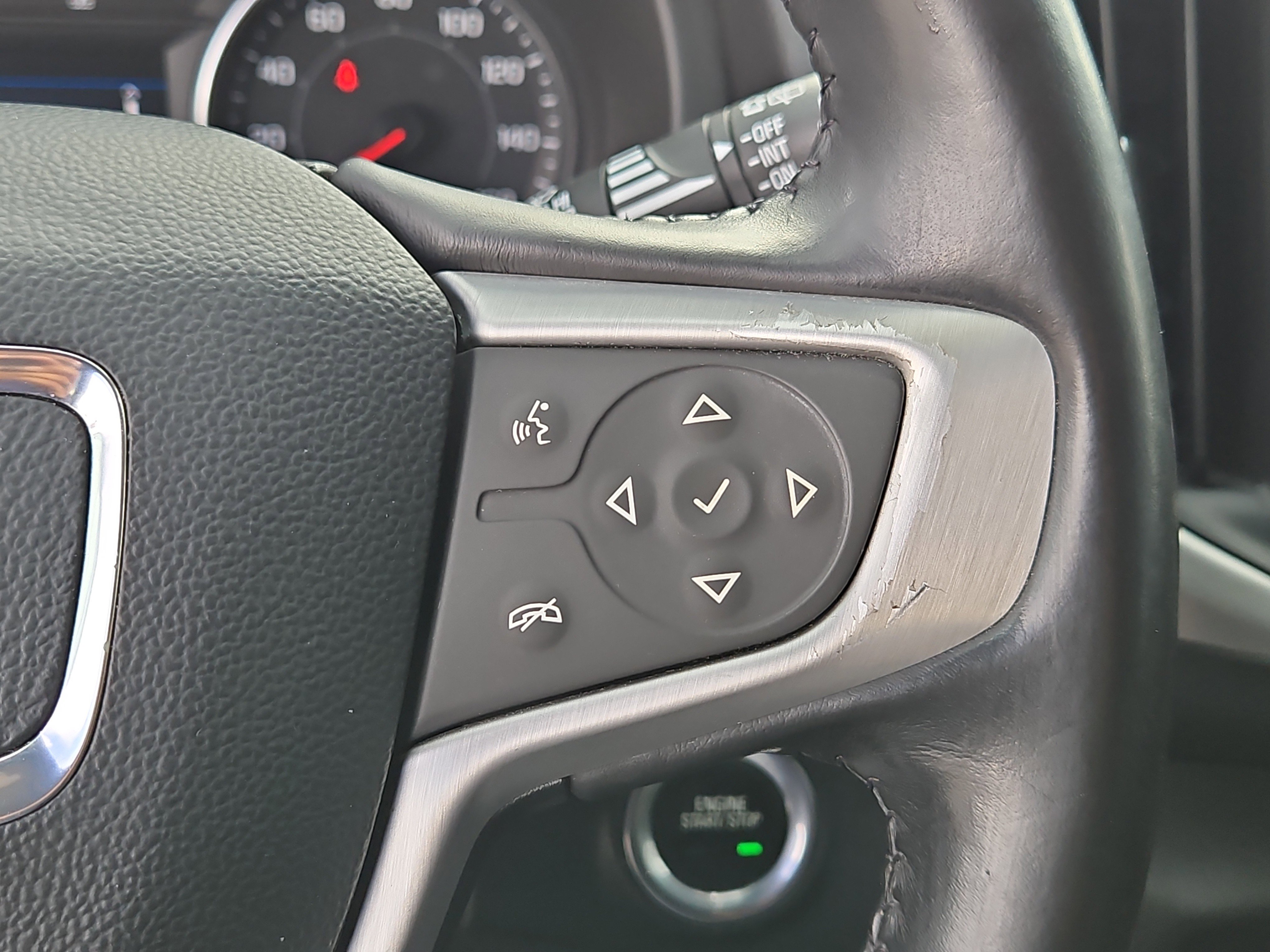 Used 2020 GMC Terrain SLE w/ Driver Convenience Package image 19