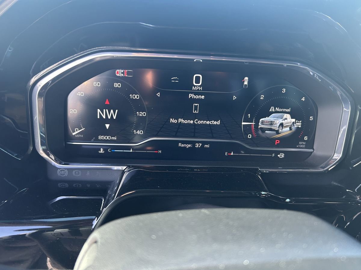 Used 2025 GMC Sierra 1500 SLT w/ SLT Premium Package image 10