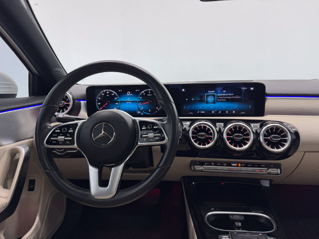 Certified 2022 Mercedes-Benz A 220 image 3