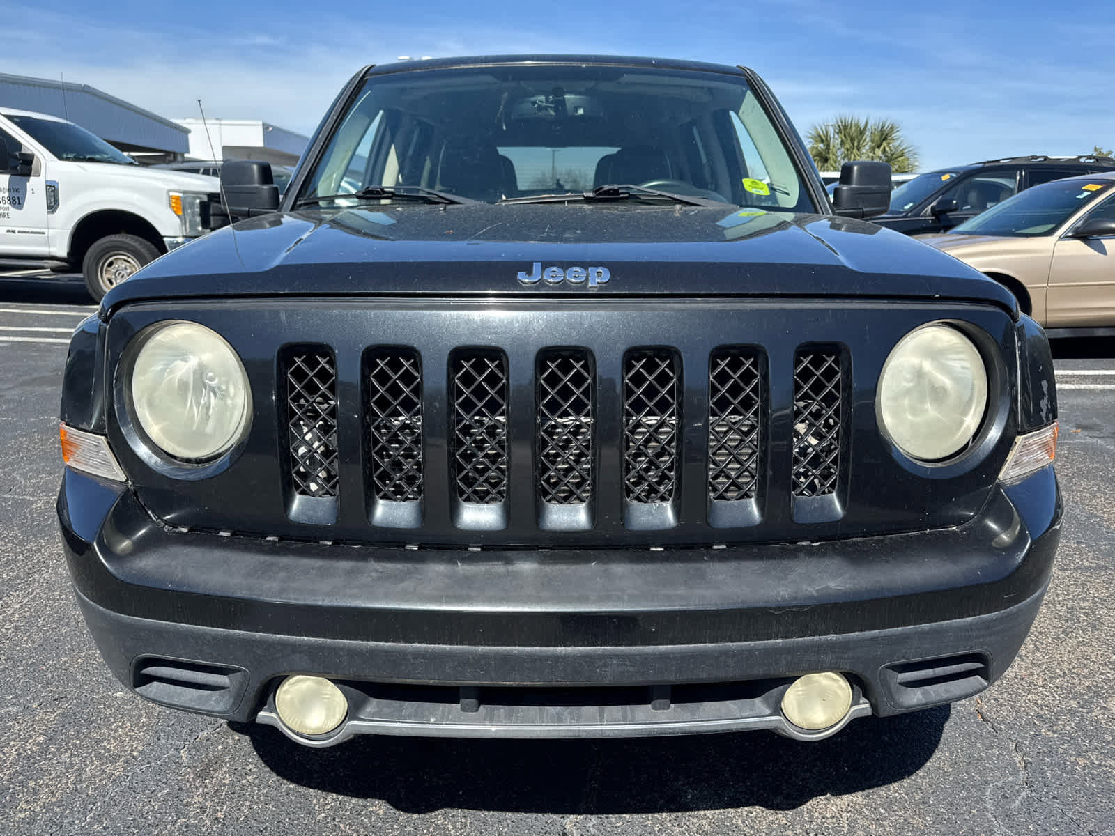 Used 2011 Jeep Patriot Latitude FWD image 17