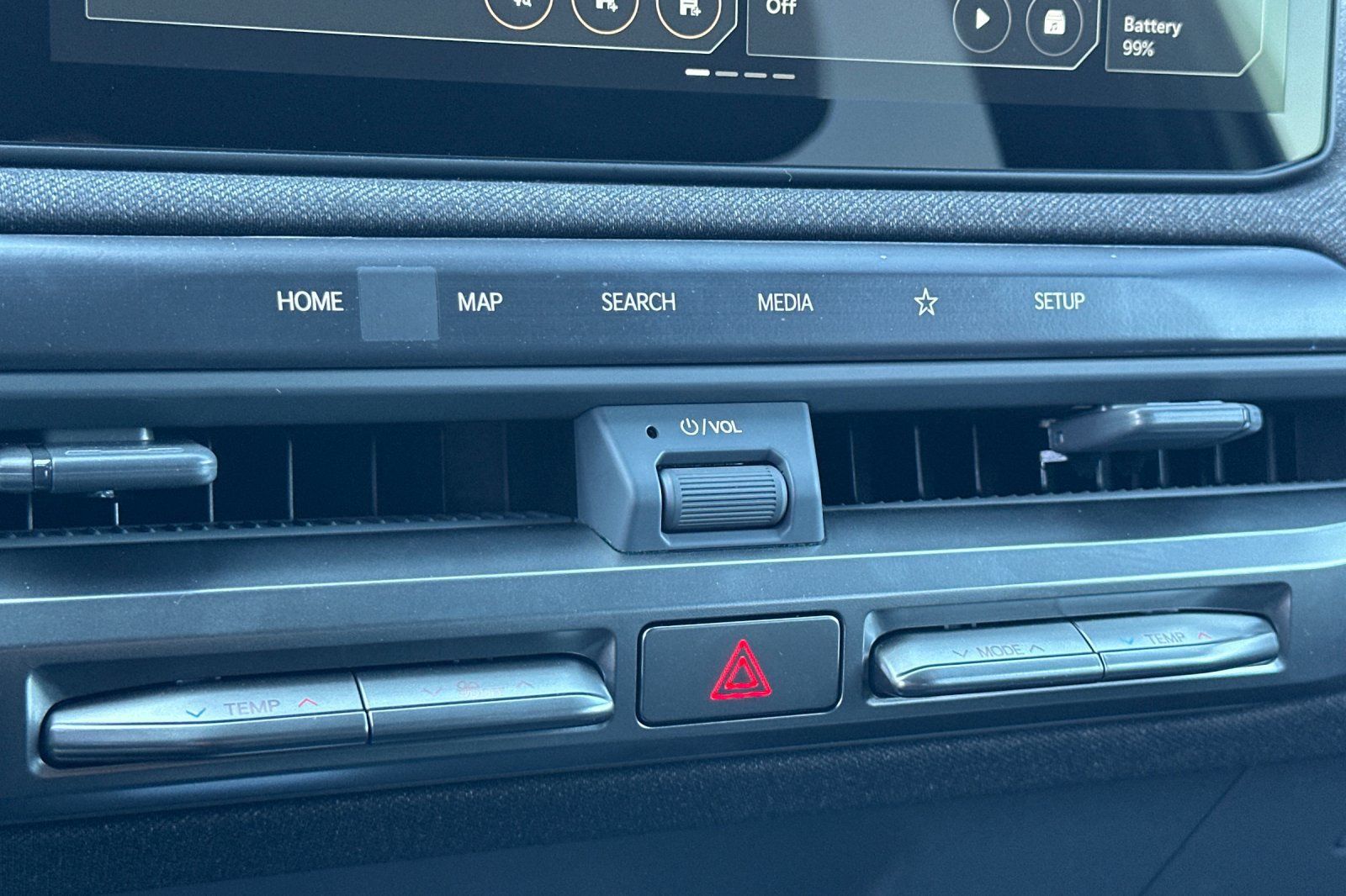 New 2027 Kia EV3 Wind FWD image 21