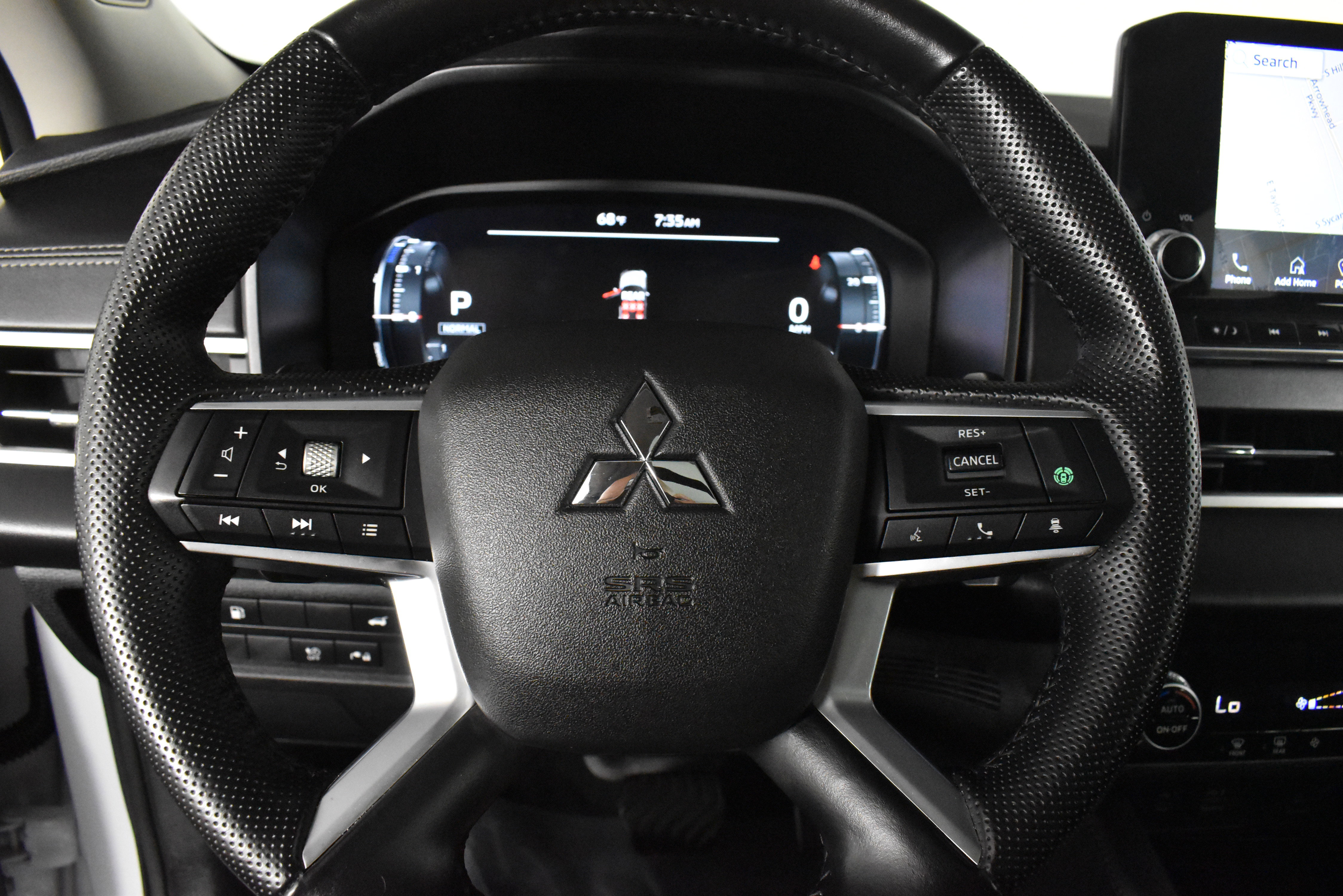 Used 2024 Mitsubishi Outlander SE image 19