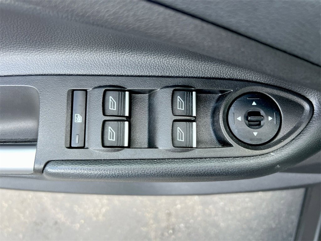 Used 2019 Ford Escape SEL image 20