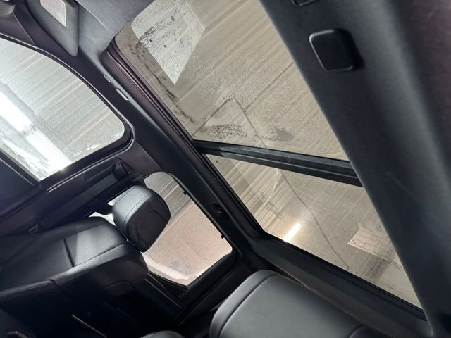 Used 2023 Toyota Tundra Platinum w/ Advanced Package image 5