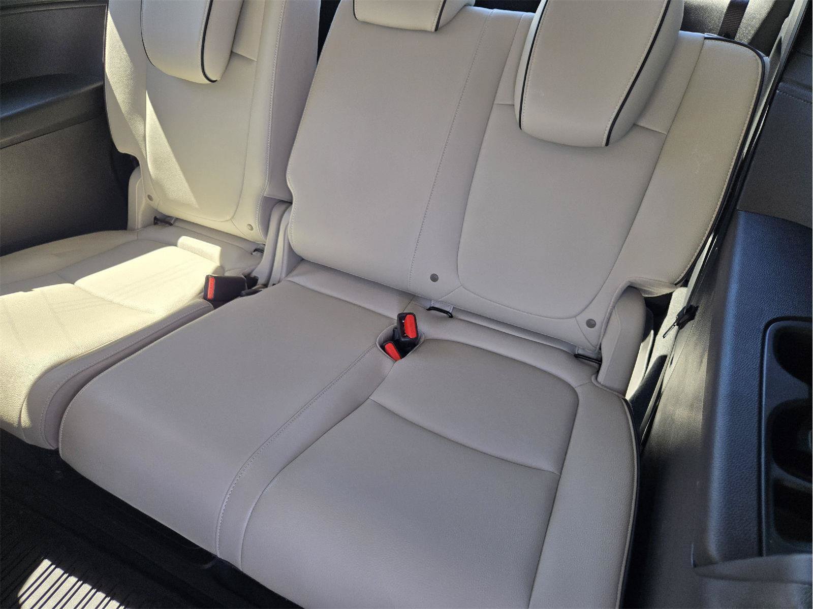 Used 2025 Honda Odyssey Touring image 30