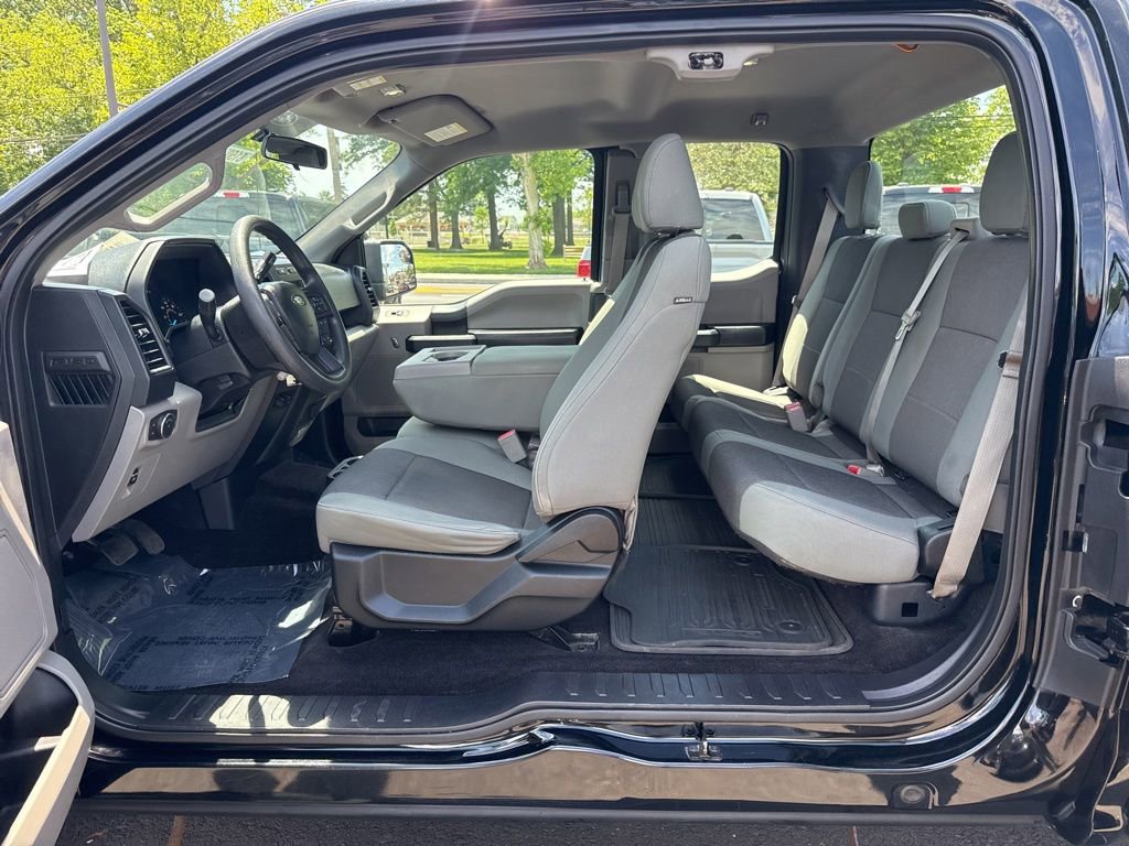 Used 2016 Ford F150 XL w/ Equipment Group 101A Mid AWD/4WD image 14
