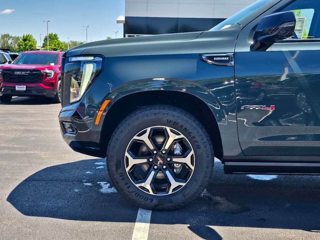 New 2026 GMC Yukon AT4 w/ AT4 Premium Plus Package AWD/4WD image 37