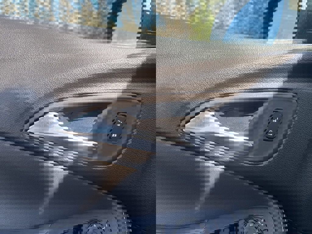 New 2026 Buick Encore GX Sport Touring w/ Studio Series image 21