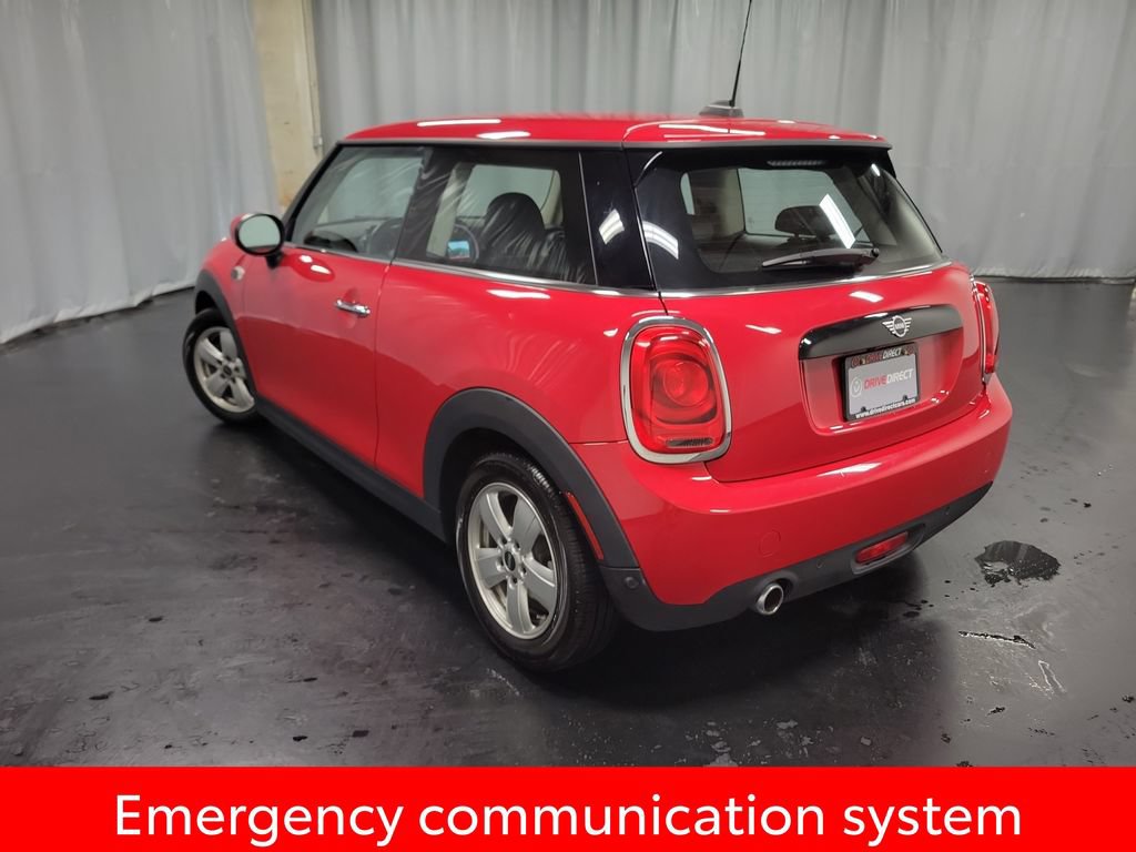 Used 2021 MINI Cooper 2-Door Hardtop FWD image 6