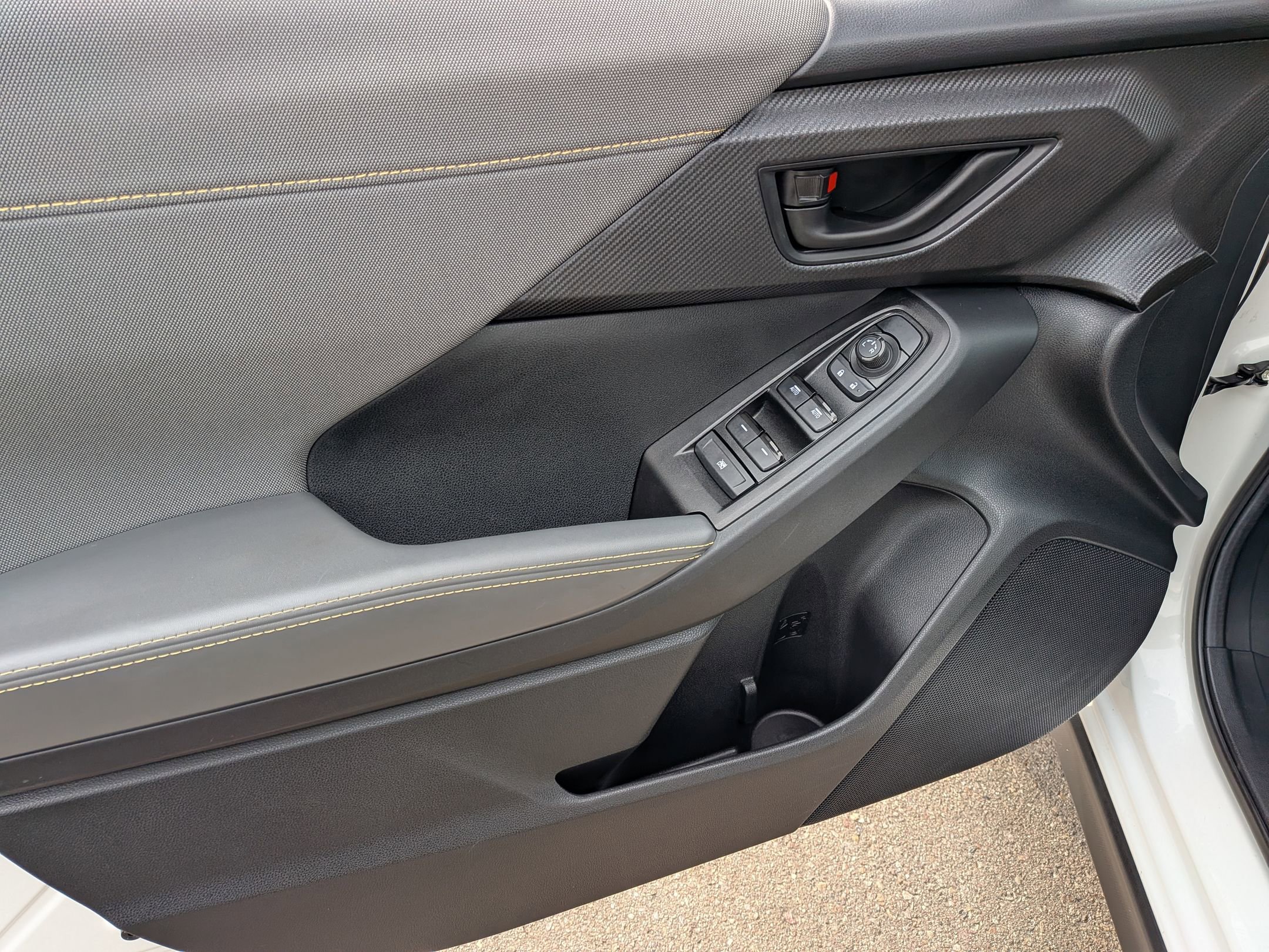 Certified 2025 Subaru Crosstrek 2.5i Sport w/ Crosstrek Mirror Package image 8