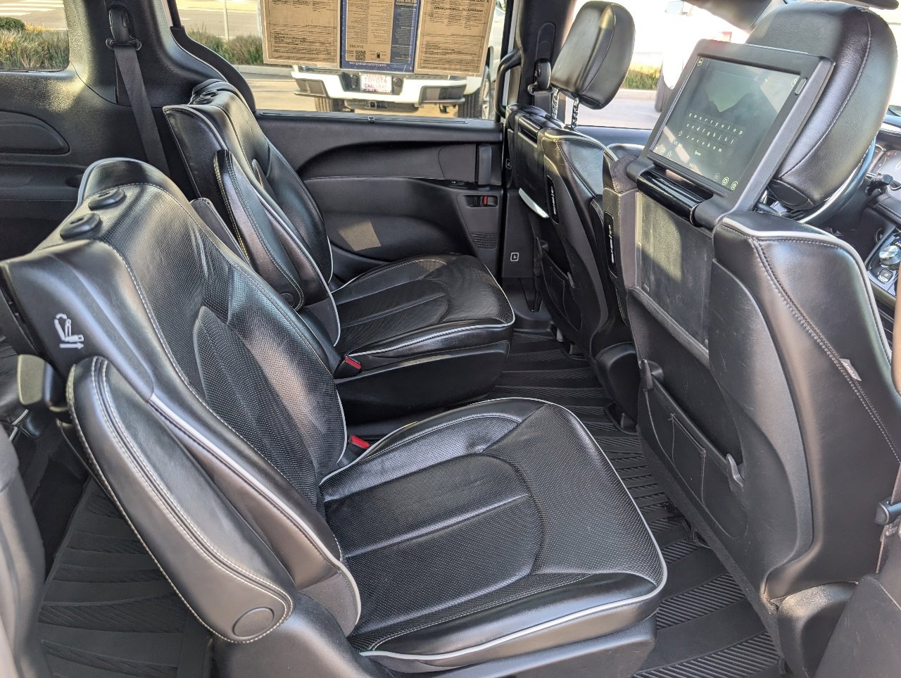 Used 2020 Chrysler Pacifica Limited w/ Advanced Safetytec Group image 5