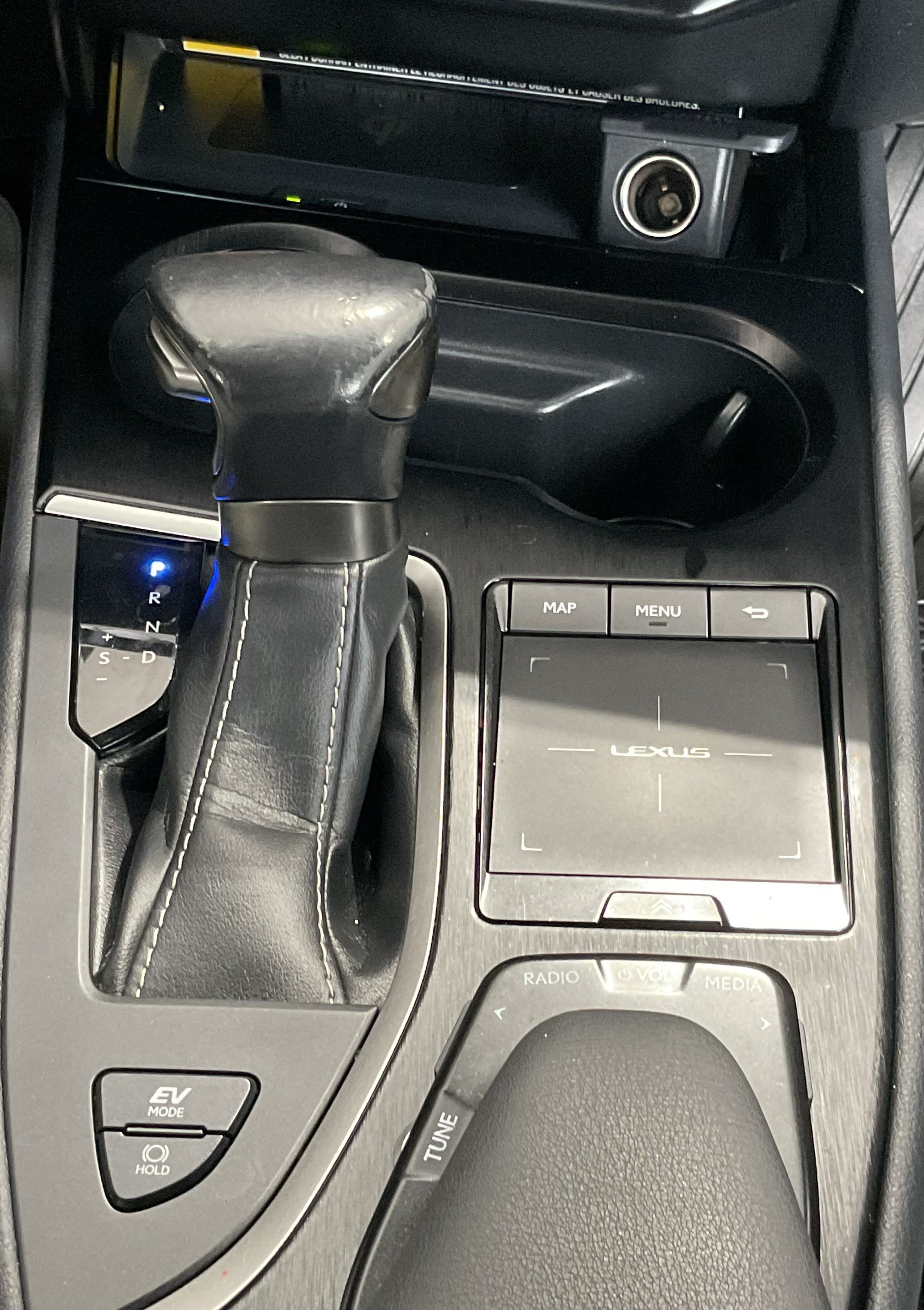 Used 2021 Lexus UX 250h w/ Premium Package AWD/4WD image 19