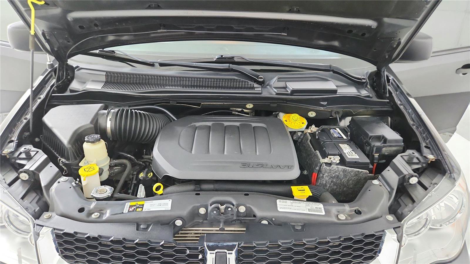 Used 2020 Dodge Grand Caravan SE FWD image 28