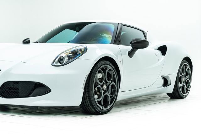 Used 2015 Alfa Romeo 4C Coupe w/ Leather Interior Group image 9