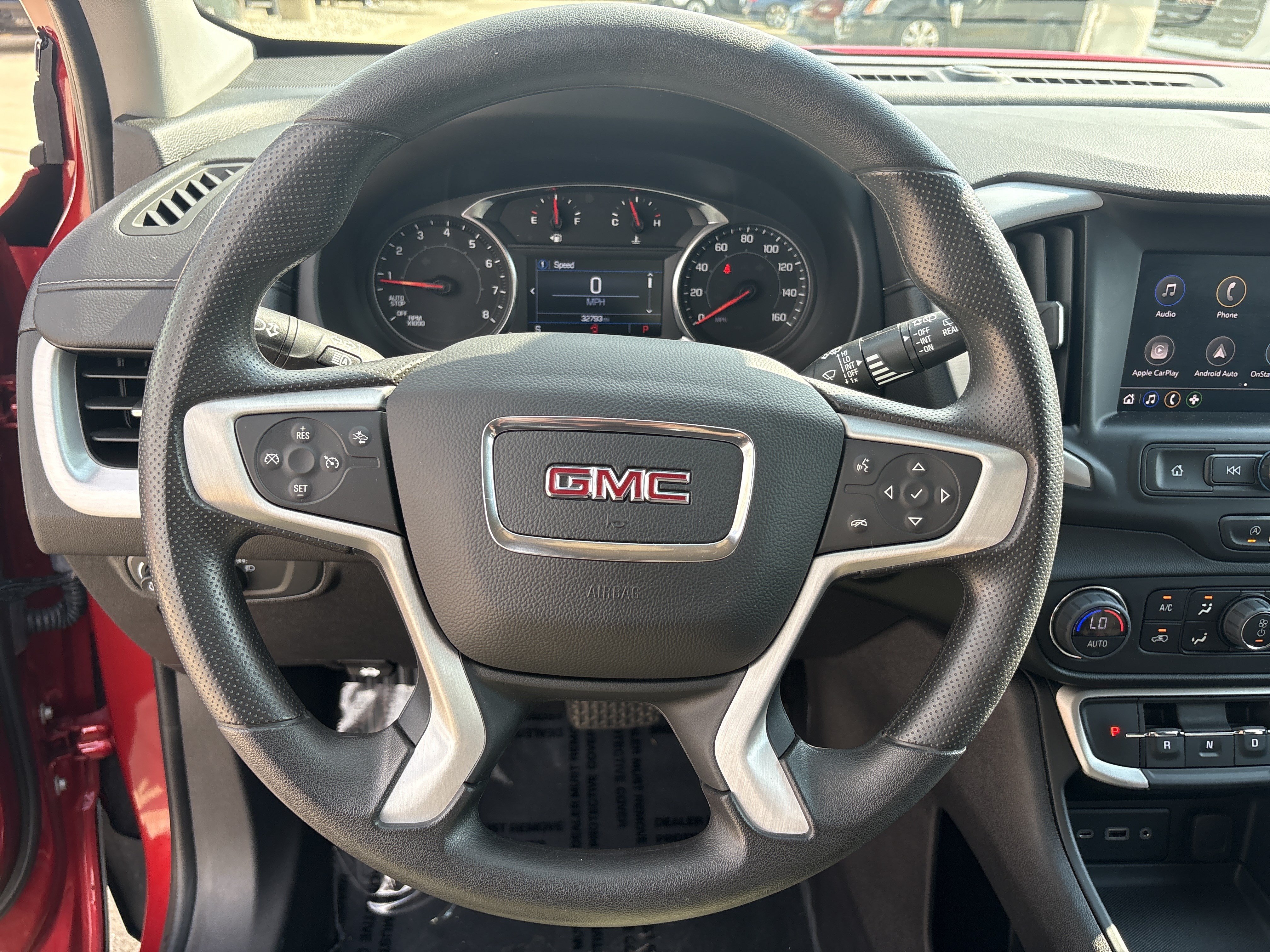 Used 2024 GMC Terrain SLE w/ Driver Convenience Package AWD/4WD image 21