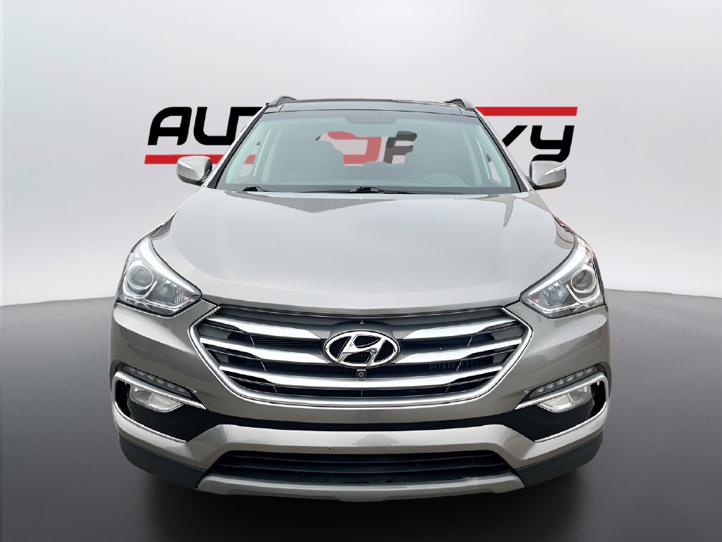Used 2018 Hyundai Santa Fe Sport AWD/4WD image 2