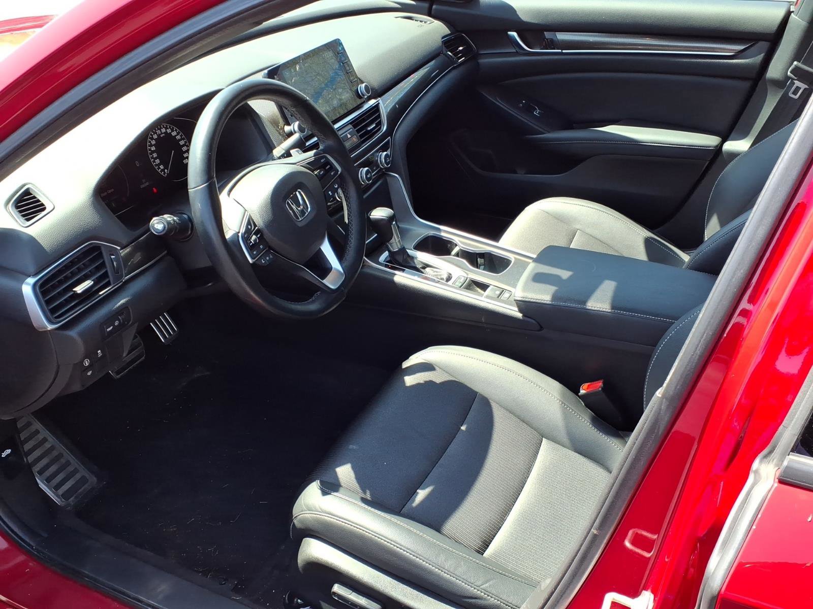 Used 2019 Honda Accord Sport image 12