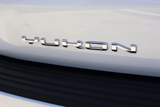 New 2026 GMC Yukon Elevation image 7