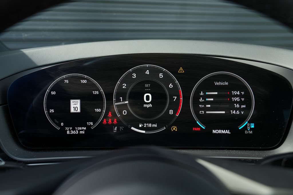 Certified 2026 Porsche Cayenne Coupe AWD/4WD image 23