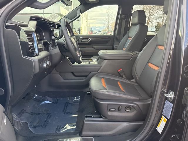 Used 2025 GMC Sierra 3500 AT4 w/ AT4 Premium Plus Package image 19