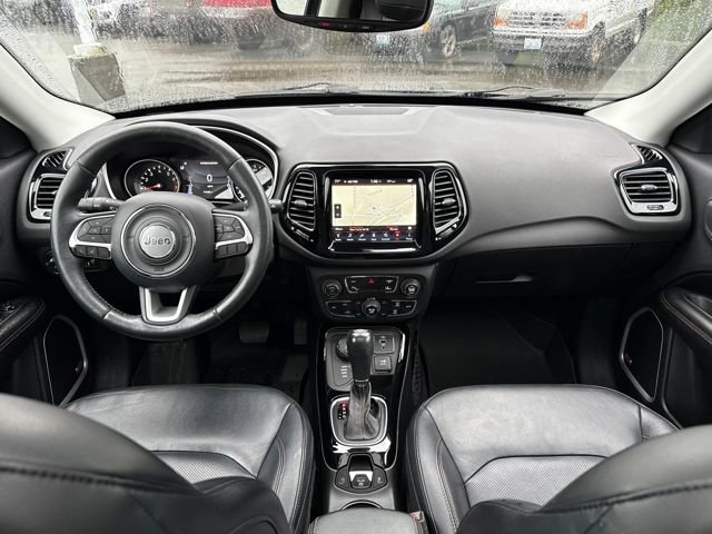 Used 2017 Jeep Compass Limited image 9