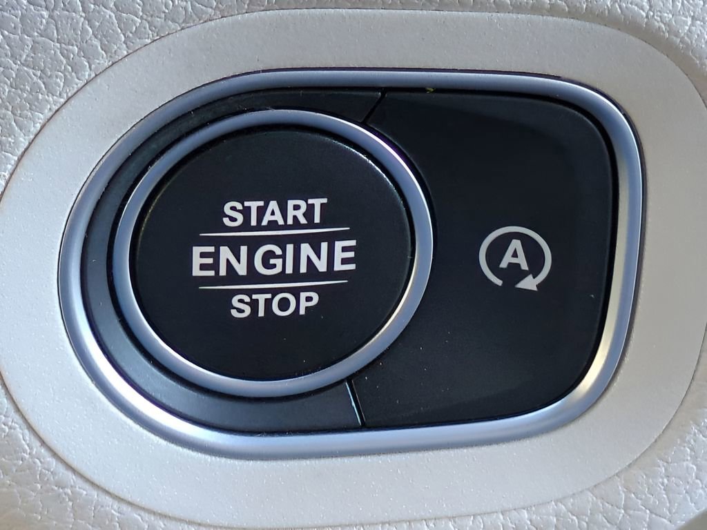 Used 2024 Mercedes-Benz GLE 350 4MATIC image 30