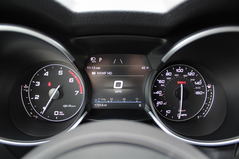 Used 2022 Alfa Romeo Stelvio Sprint image 8