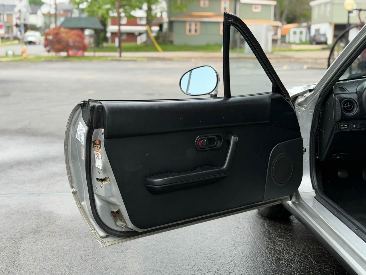 Used 1991 MAZDA MX-5 Miata RWD image 22