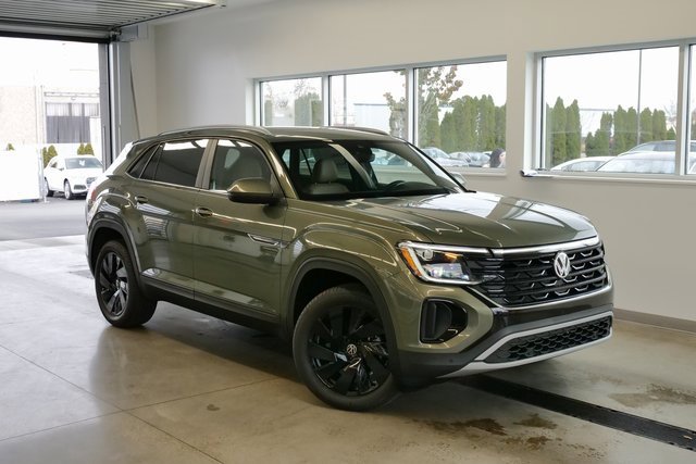 New 2026 Volkswagen Atlas Cross Sport SE