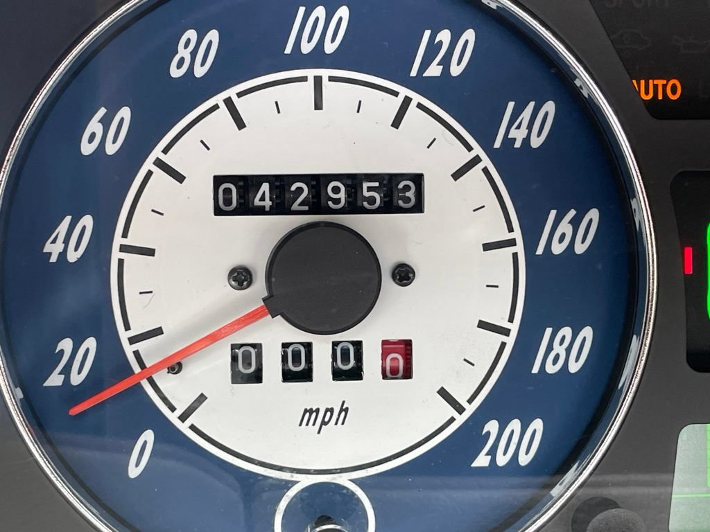 Used 2005 Maserati Spyder GT RWD image 22