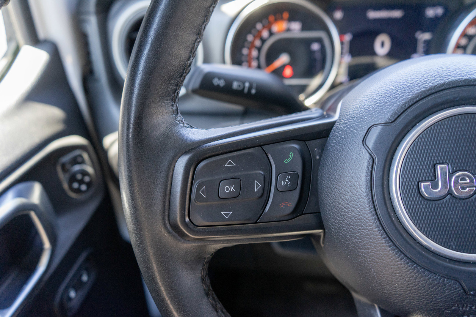 Used 2023 Jeep Wrangler Unlimited Sport AWD/4WD image 23