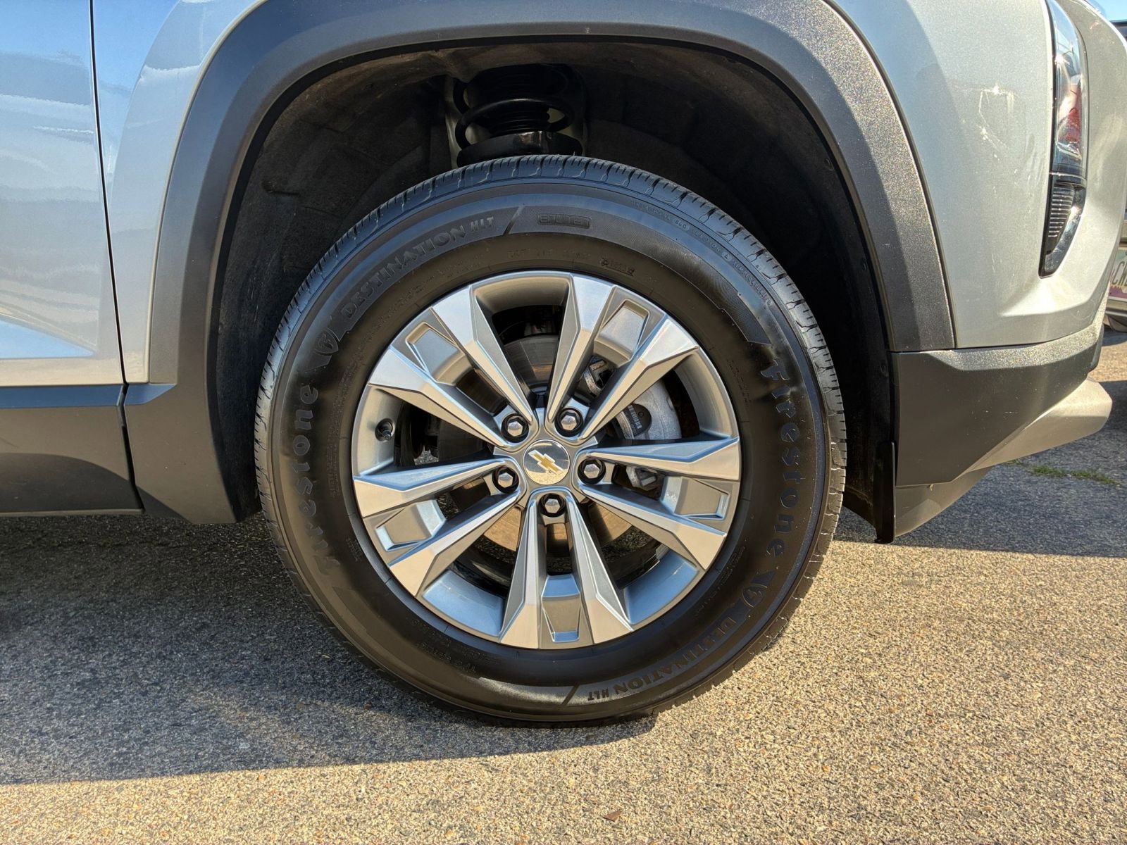 Used 2025 Chevrolet Equinox LT FWD image 29