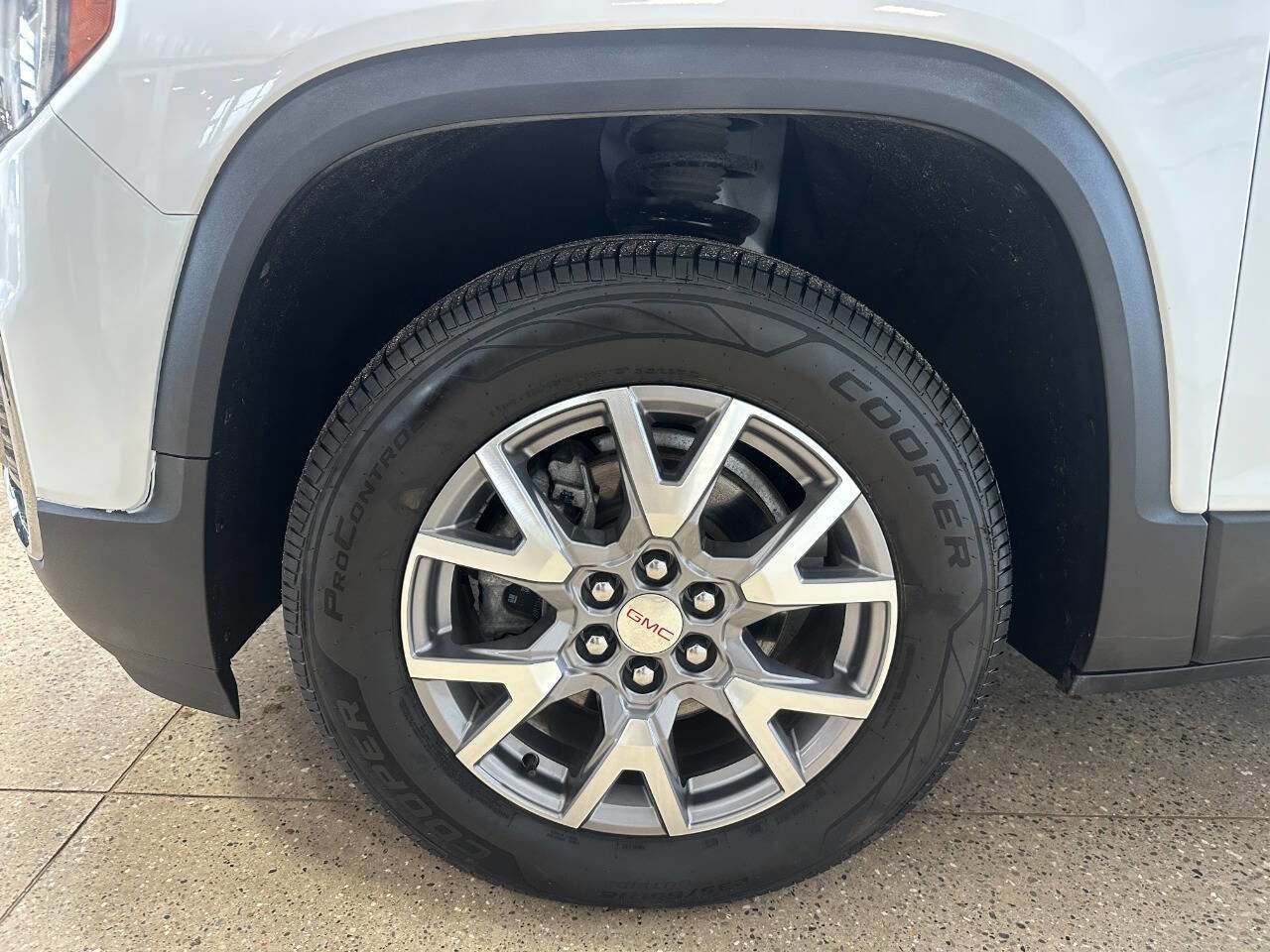 Used 2021 GMC Acadia SLT image 5