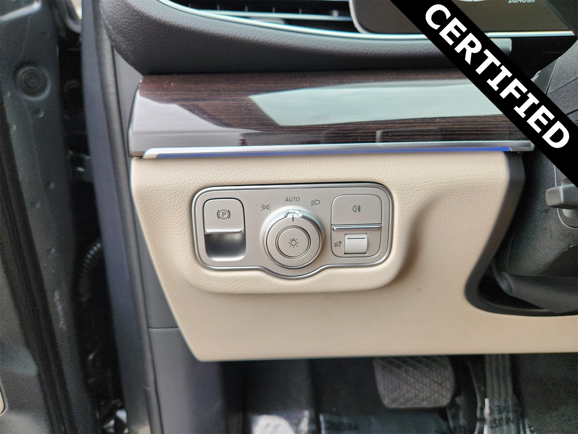 Certified 2025 Mercedes-Benz GLE 350 4MATIC image 23