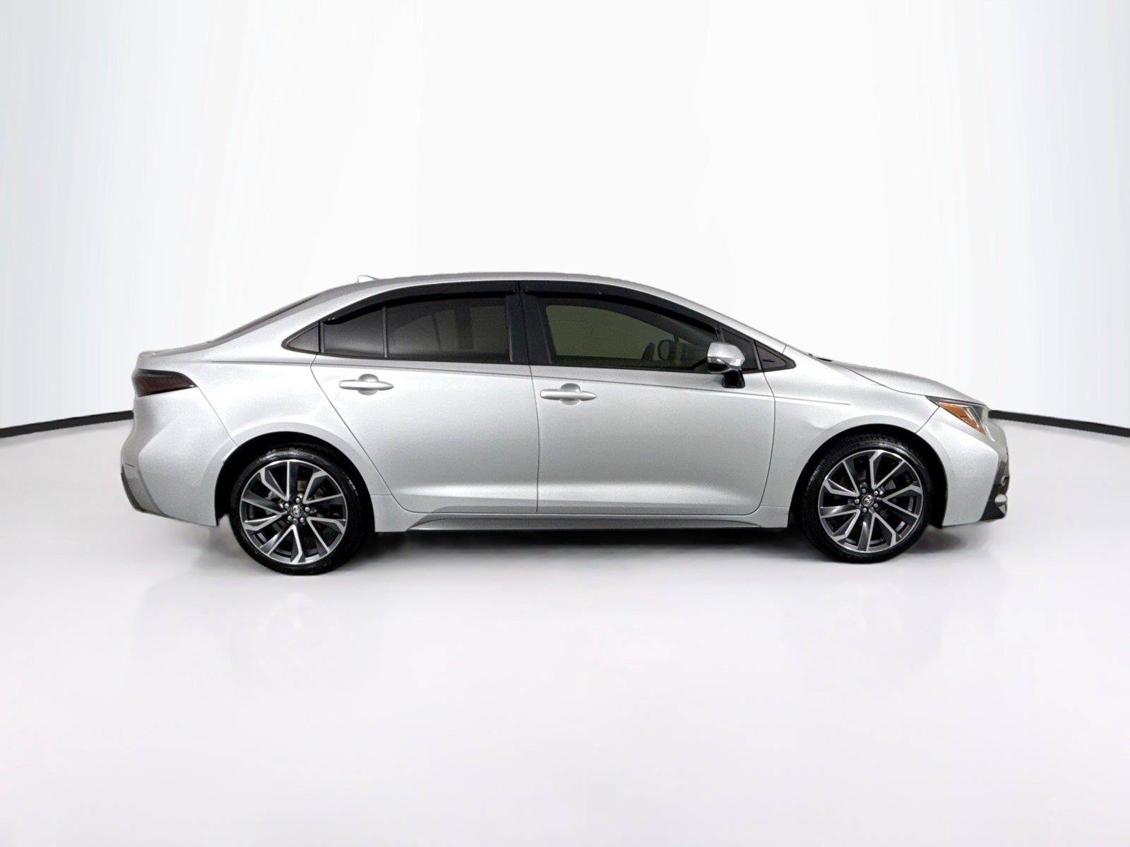 Certified 2022 Toyota Corolla SE FWD image 9