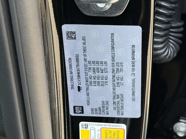 Used 2026 Cadillac Escalade V w/ LPO, ONYX Package AWD/4WD image 32