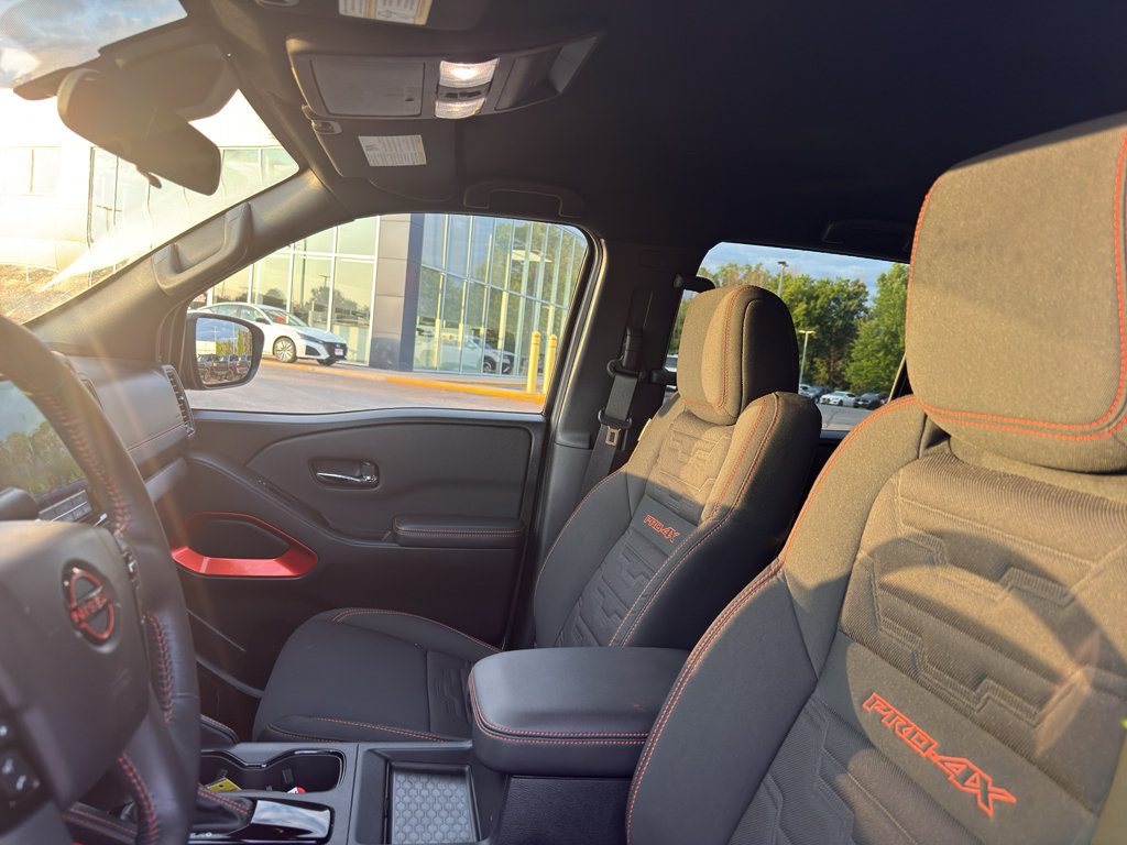 Certified 2024 Nissan Frontier PRO-4X w/ Off-Road Protection Package AWD/4WD image 27