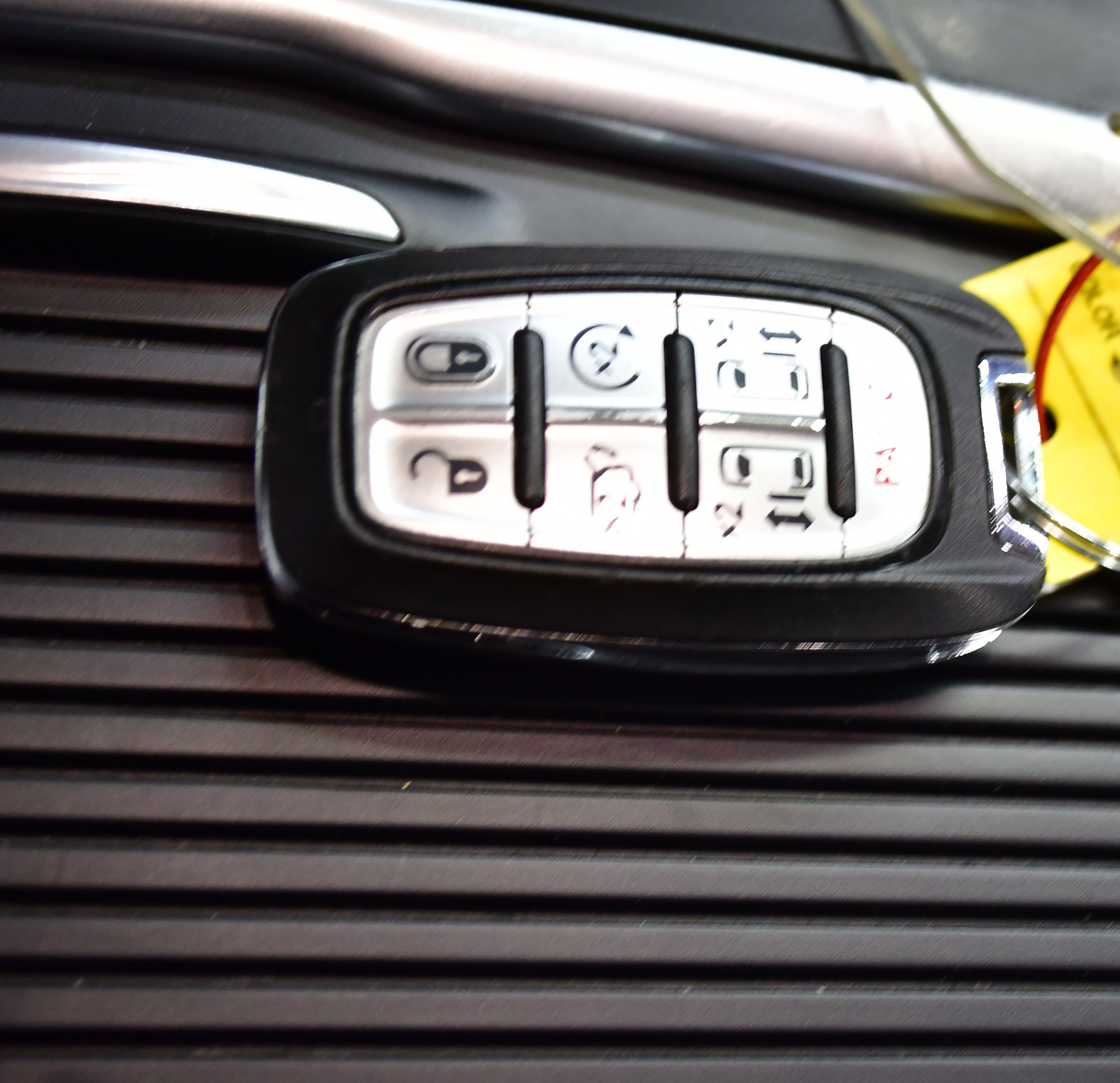Used 2024 Chrysler Pacifica Touring-L FWD image 35