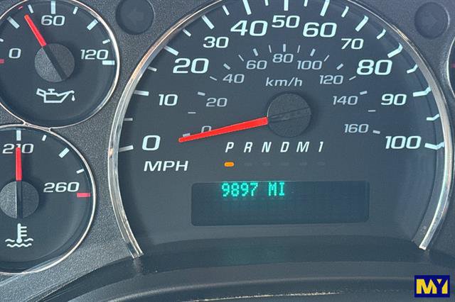Used 2024 Chevrolet Express 2500 w/ Driver Convenience Package image 27