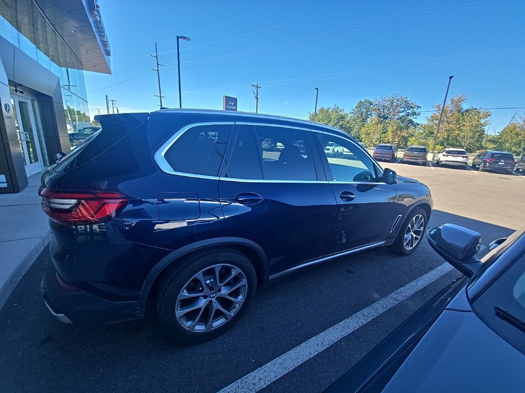 Used 2019 BMW X5 xDrive40i AWD/4WD image 5
