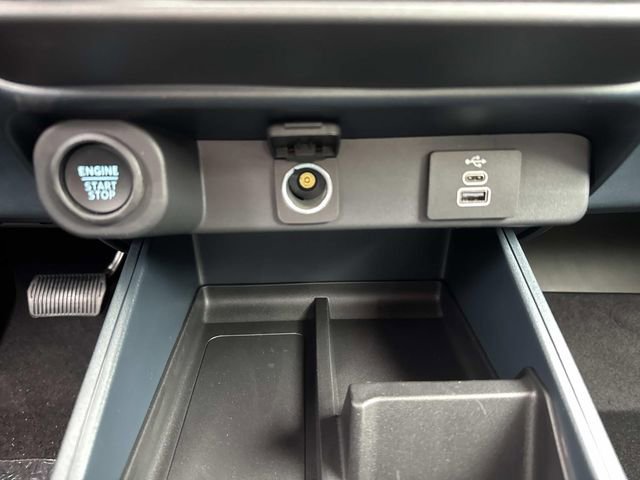 New 2026 Ford Maverick Lariat w/ Black Appearance Package image 22