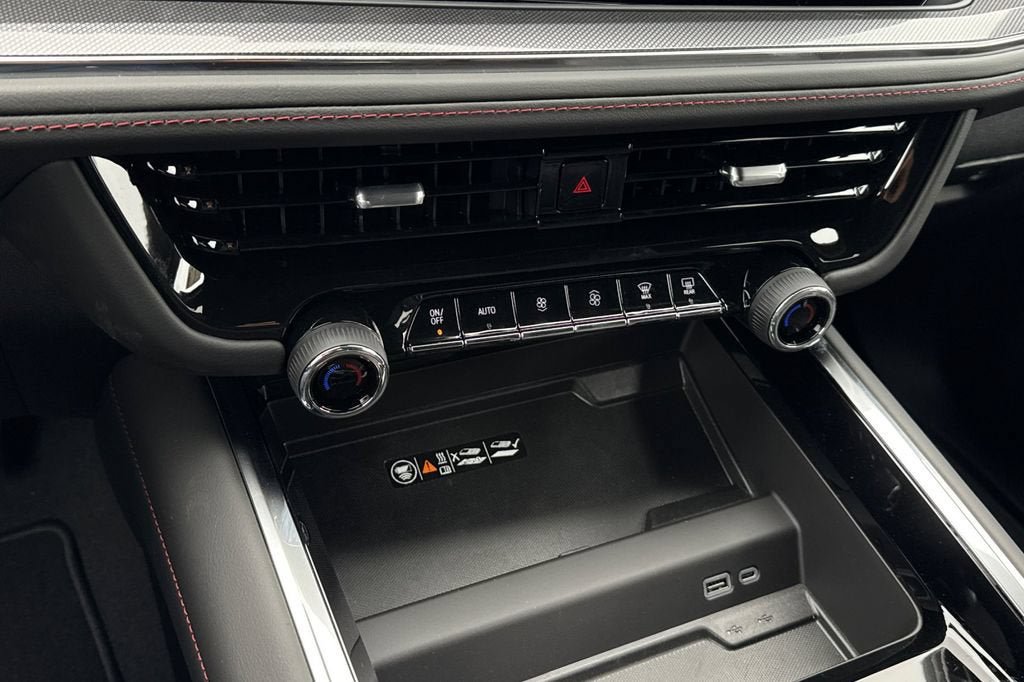 New 2026 Chevrolet Suburban RST AWD/4WD image 22