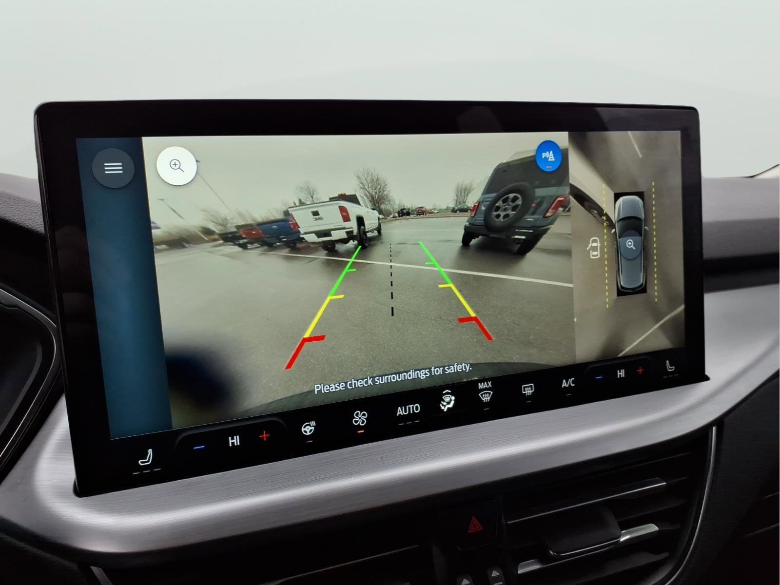 Used 2024 Ford Escape Platinum image 21