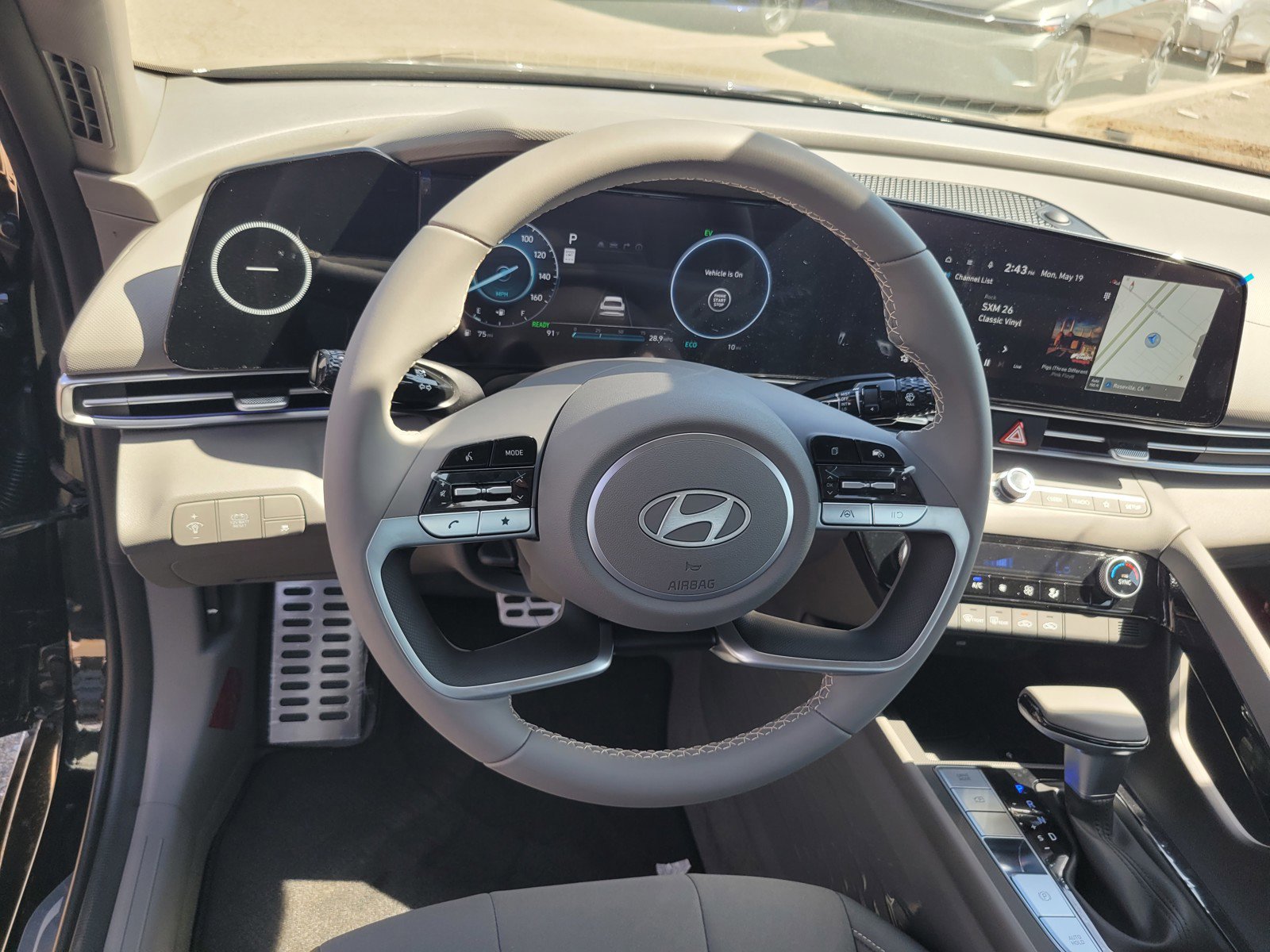 New 2025 Hyundai Elantra SEL image 22