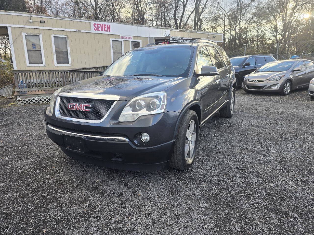 Used 2012 GMC Acadia SLT AWD/4WD image 4