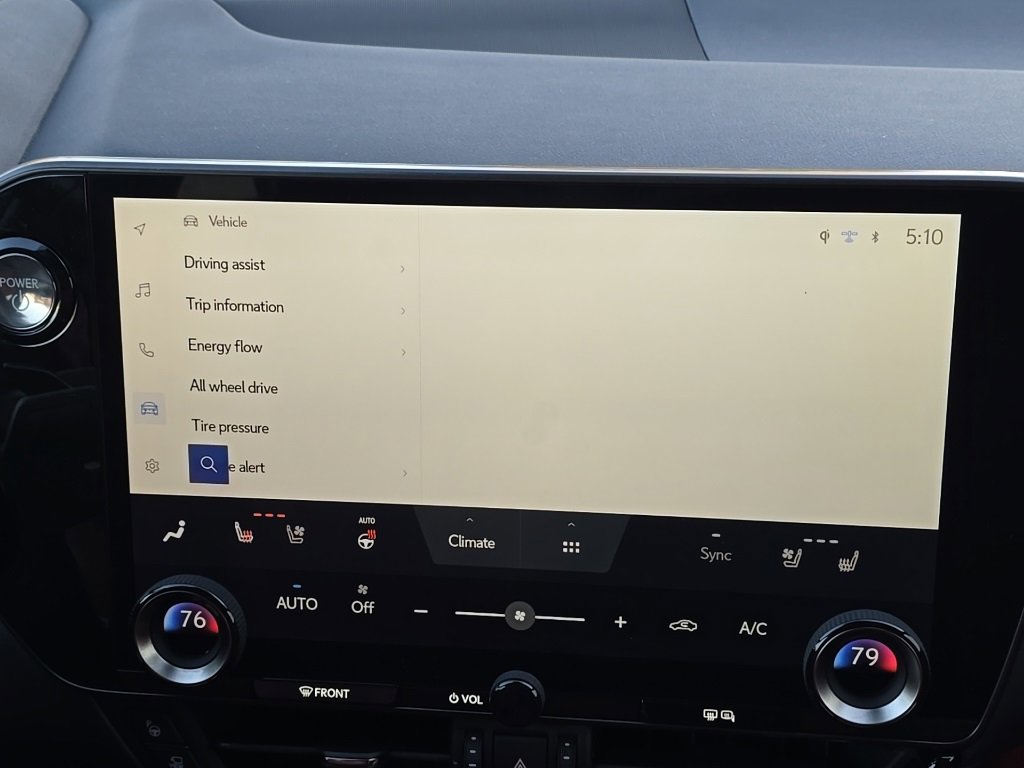 Used 2024 Lexus NX 300h AWD w/ Luxury Package image 21